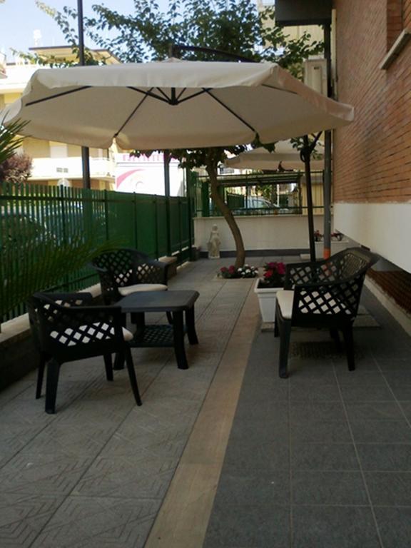 Hotel Aurora سكوري المظهر الخارجي الصورة