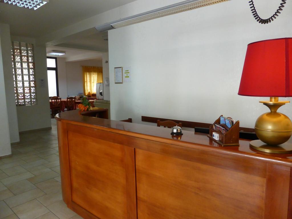 Hotel Aurora سكوري المظهر الخارجي الصورة